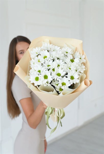 Белые ромашки в пленке 657456999 - фото 634963