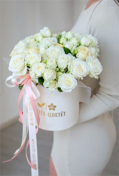 Розы Беларусь в коробке (размер S) 6678905500 - фото 635267