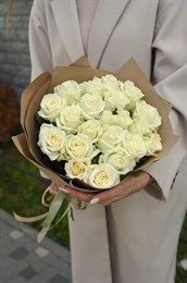 Белая роза 50см одн 21шт 149219